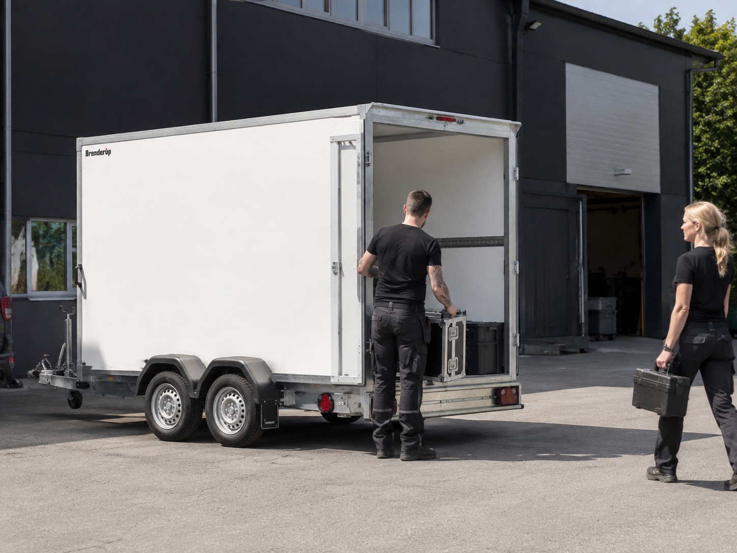 Brenderup Kofferanhänger für geschützte Transporte